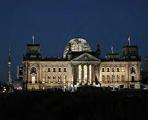 Reichstag bei Nacht